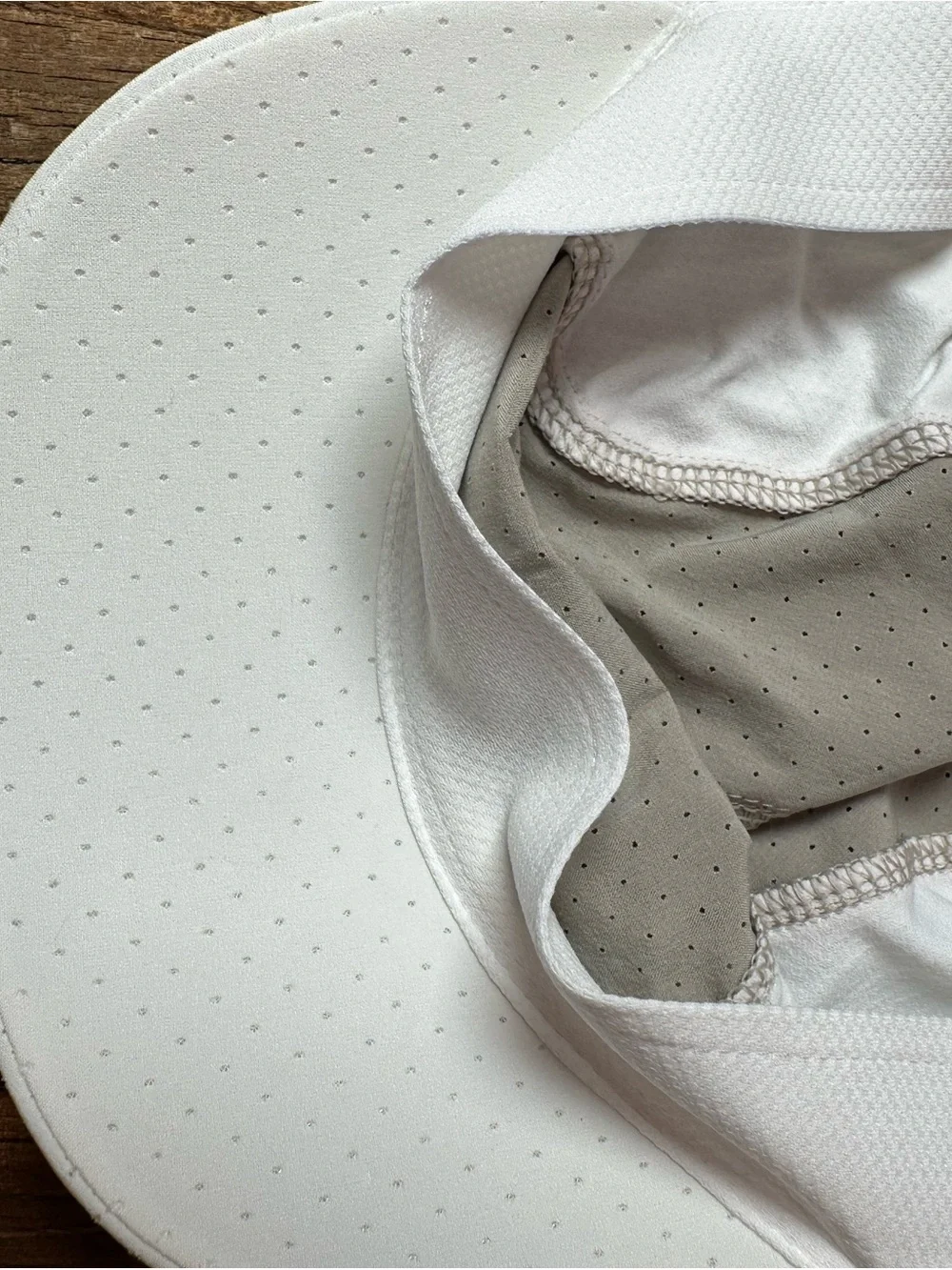 lululemon athletica Perforated Two-Tone Running Hat in cream and White